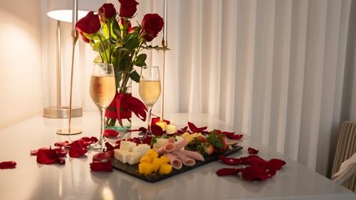 A NIGHT FULL OF ROMANCE MIA Hotel | Chocó